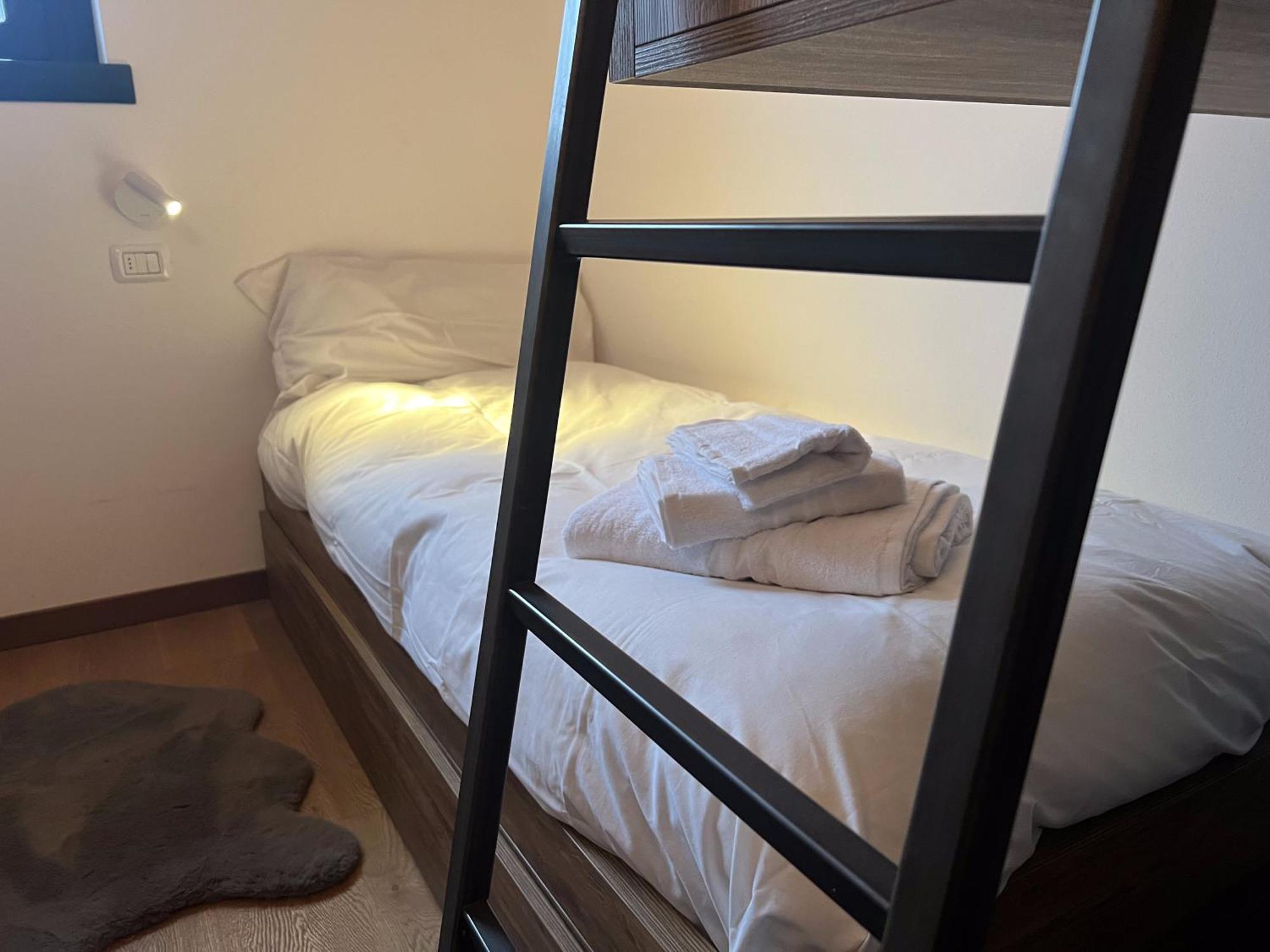 アプリーカCasa Giuliana Con Skibus Gratisアパートメント エクステリア 写真
