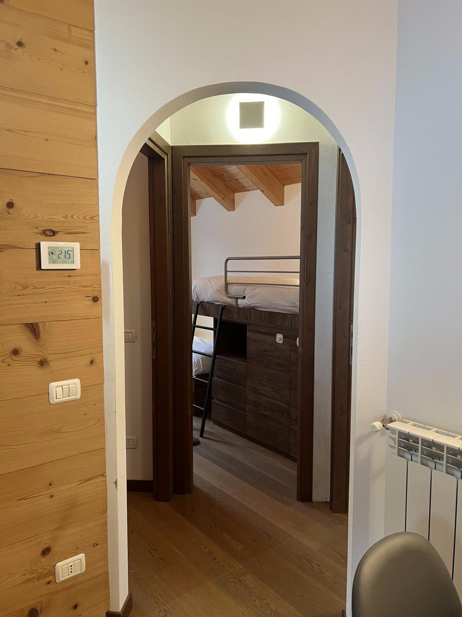 アプリーカCasa Giuliana Con Skibus Gratisアパートメント エクステリア 写真