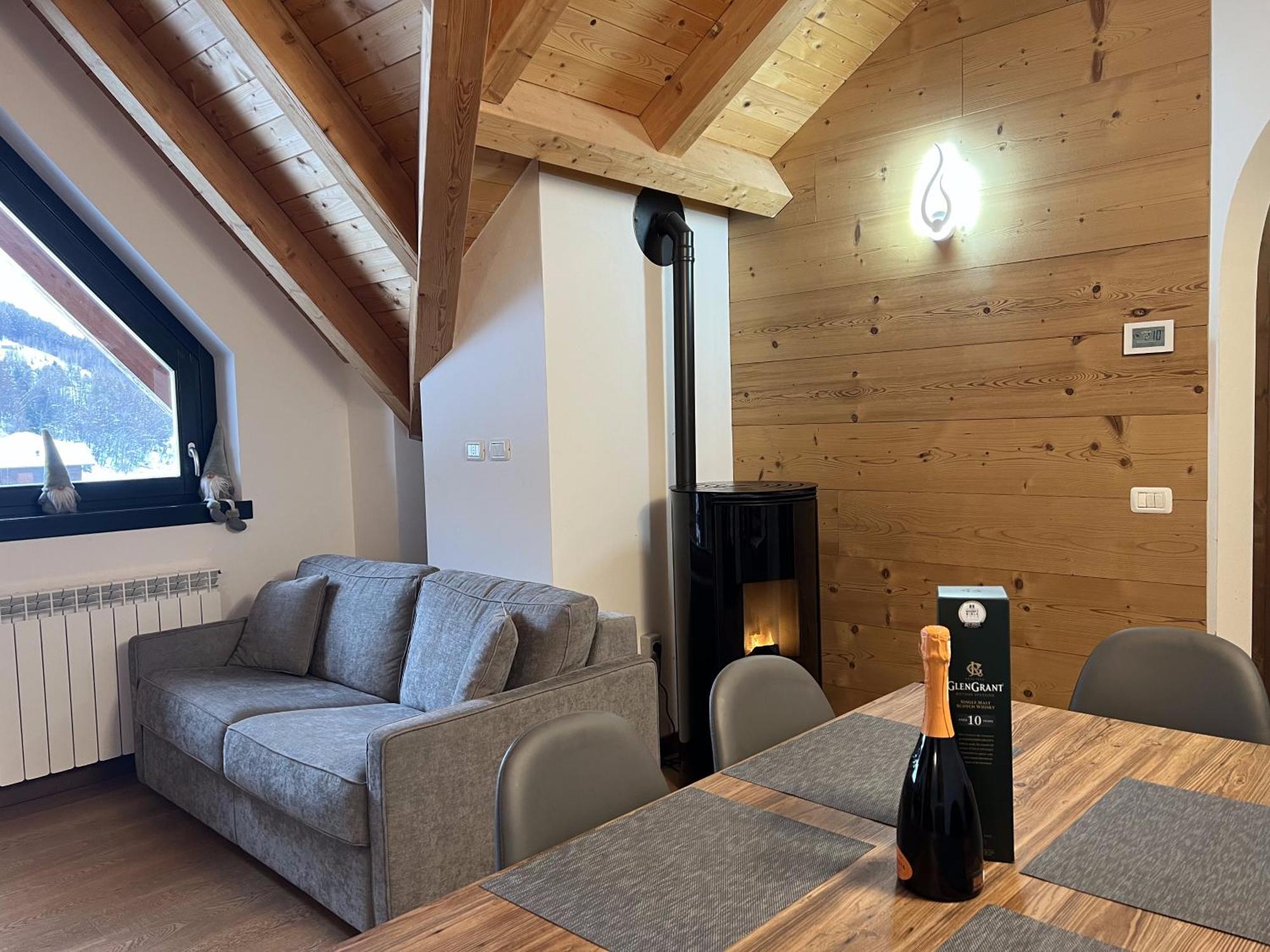 アプリーカCasa Giuliana Con Skibus Gratisアパートメント エクステリア 写真